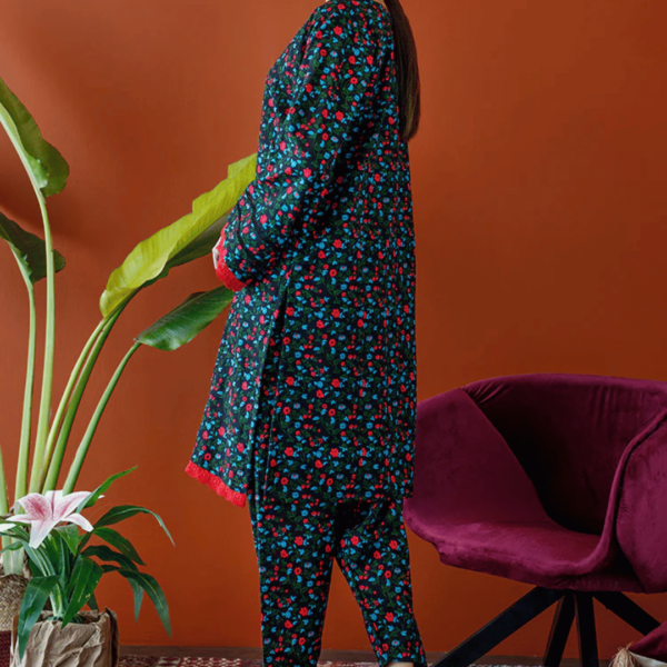 Unstitched 2 Piece Printed Khaddar - Image 4
